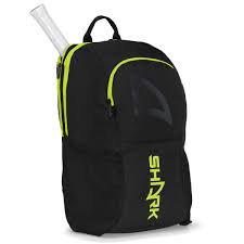 MOCHILA PRETA ESCRTITA AMARELA