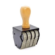 DATADOR DE MADEIRA CASTANHO